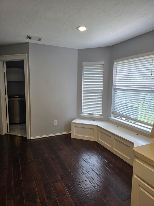 Building Photo - 20330 Savannah Bay Rd
