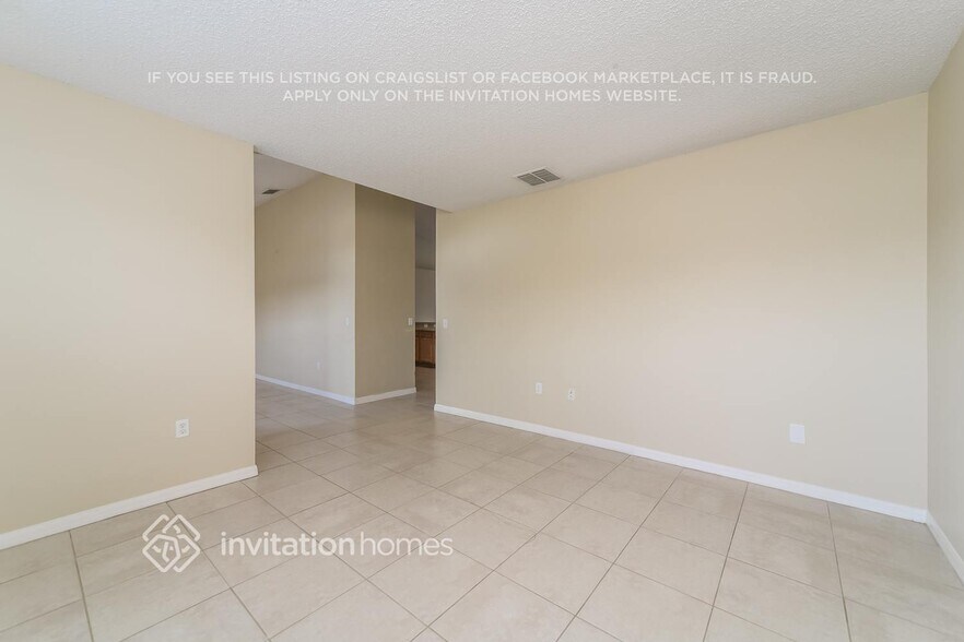 Building Photo - 307 Shad Way