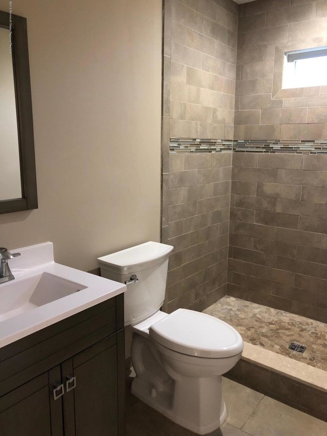 Building Photo - 3147 Hiawatha Ave