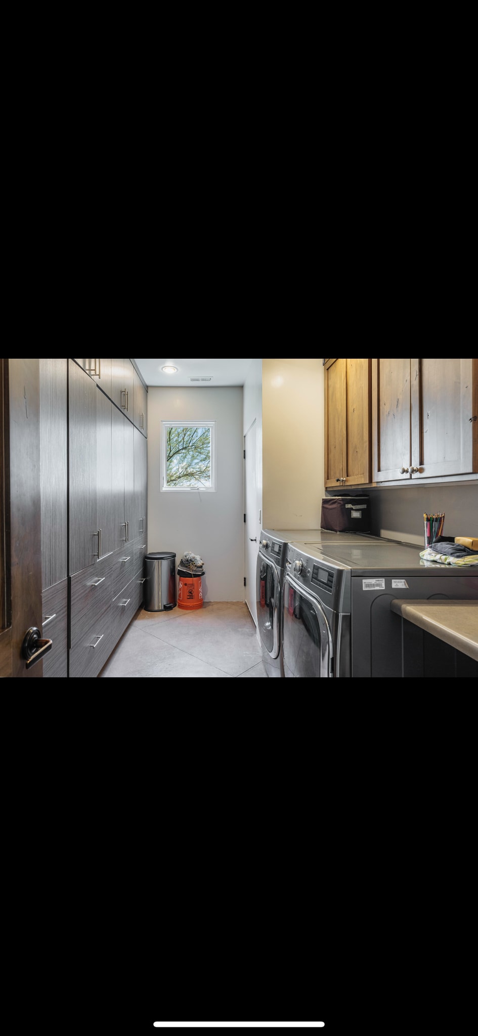 Building Photo - 384 W Brittlebush Way