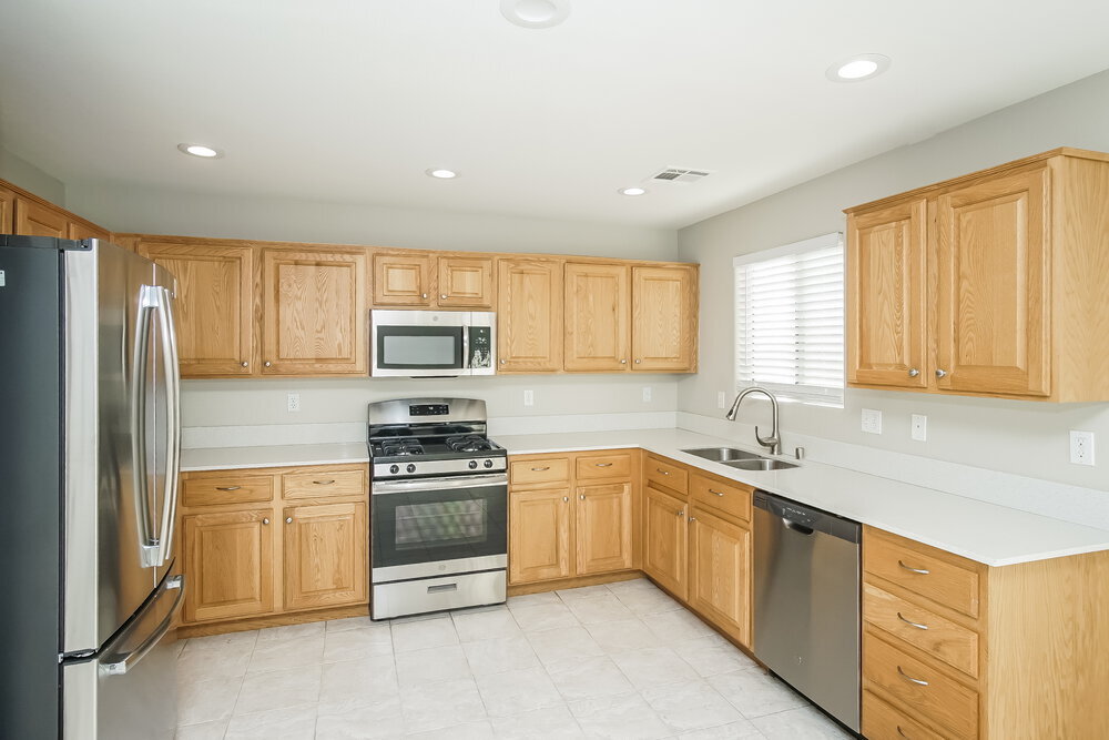 Building Photo - 9281 Hainsworth Ave