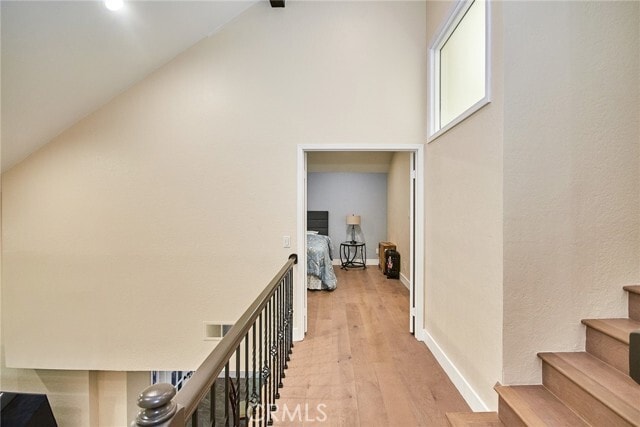 Building Photo - 950 S Rim Crest Dr