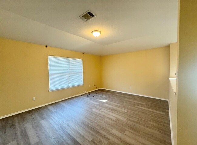 Building Photo - 12809 Wood Lily Tr