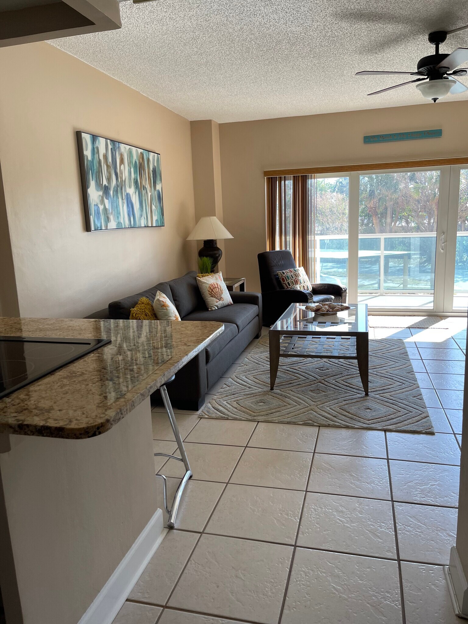 Clean - 880 Mandalay Ave
