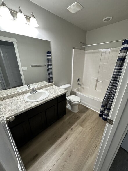 Building Photo - 52 S 1700 W