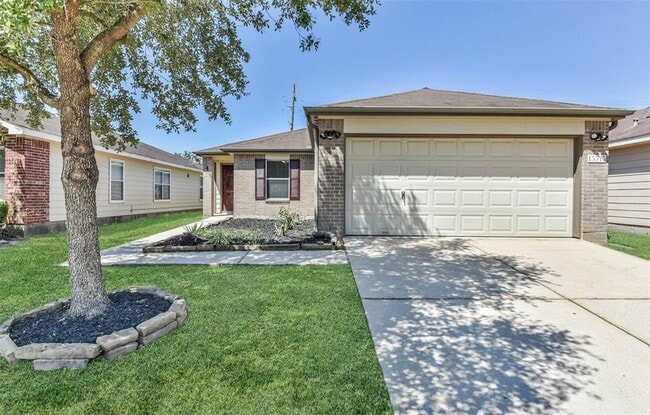 Building Photo - 15515 Echo Stable Ln