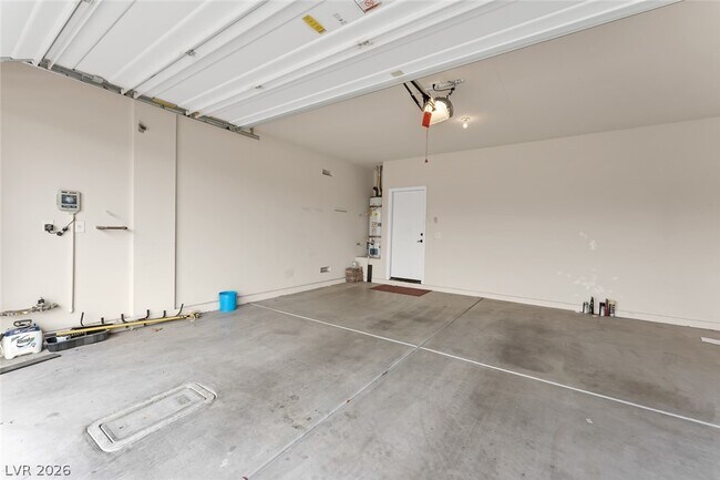 Building Photo - 1011 Via Nandina Pl