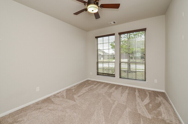 Building Photo - 3435 Pennington Trace Dr