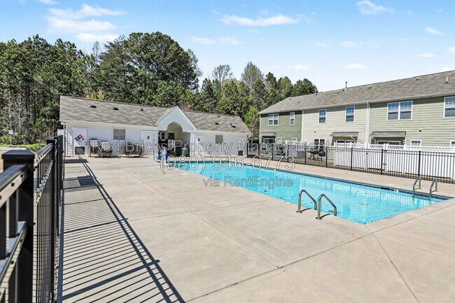 Building Photo - 5013 Spring Arbor Ln