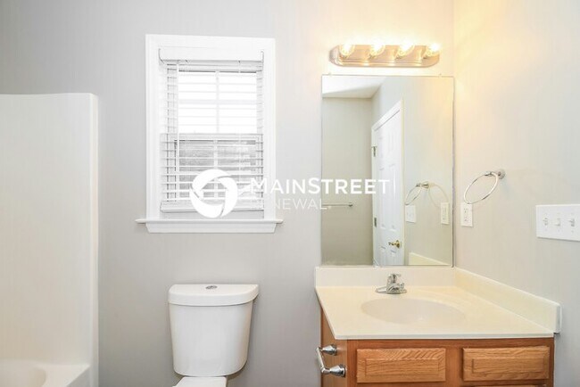 Building Photo - 3 Bedroom Pet-Friendly Home in Winston-Salem, NC with Main Street Renewal
