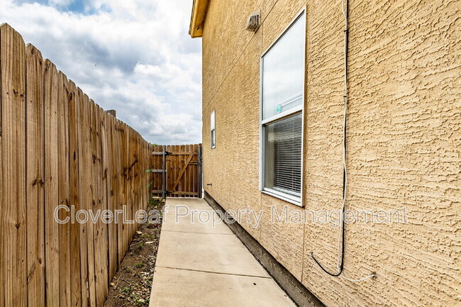 Building Photo - 6707 Brothers Ln