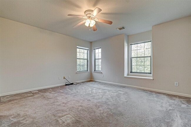 Building Photo - 2642 Skyview Trace Ct