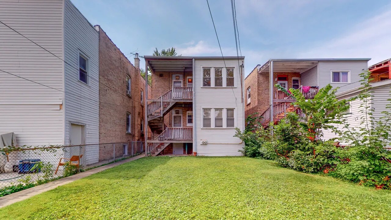 Building Photo - 4839 N Kenneth Ave