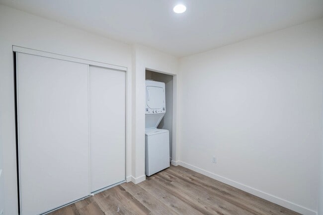 Building Photo - 22824 Chambray Dr