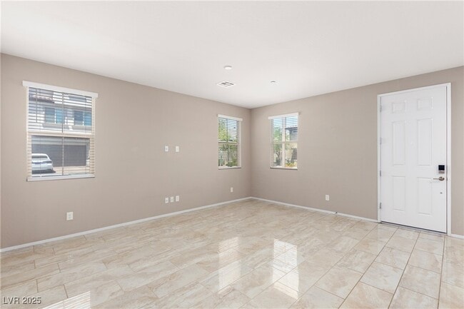 Building Photo - 4 Lomita Heights Dr