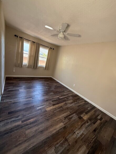 Building Photo - 6585 Delbarton St