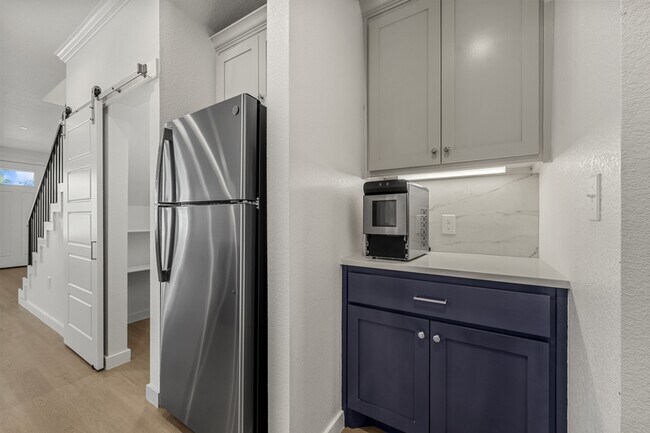 Building Photo - 1416 Speight Ave