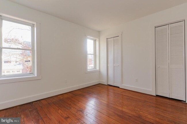 Building Photo - 1019 N Monroe St