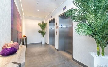 Building Photo - 1 Dekalb Ave