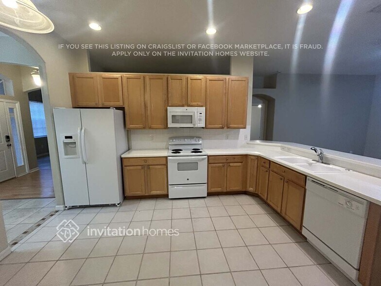 Building Photo - 2822 Buckhorn Preserve Blvd