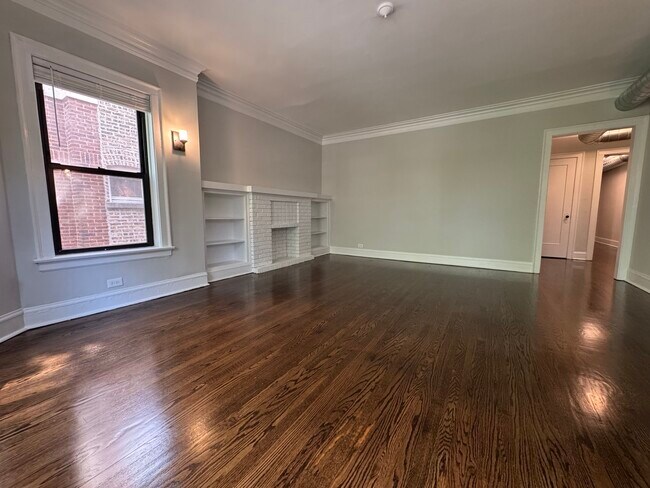Building Photo - 1455 W Summerdale Ave