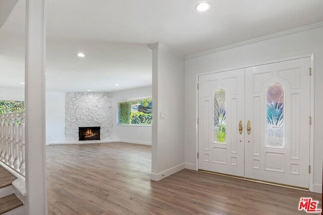 Building Photo - 11555 Duque Dr