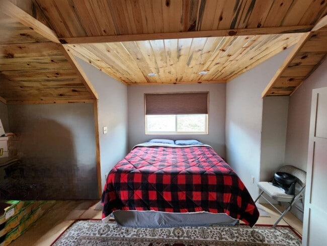 Building Photo - 61468 Blackhawk Trail Ln