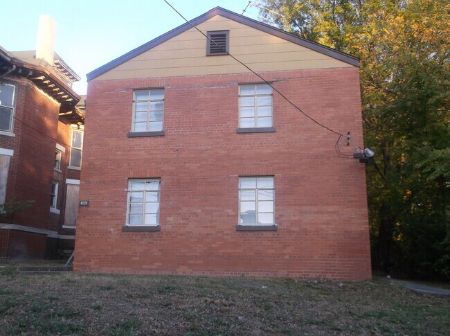 Primary Photo - 306 S Lauderdale St