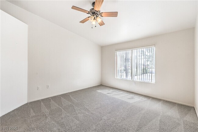 Building Photo - 1452 Rothwell Ct