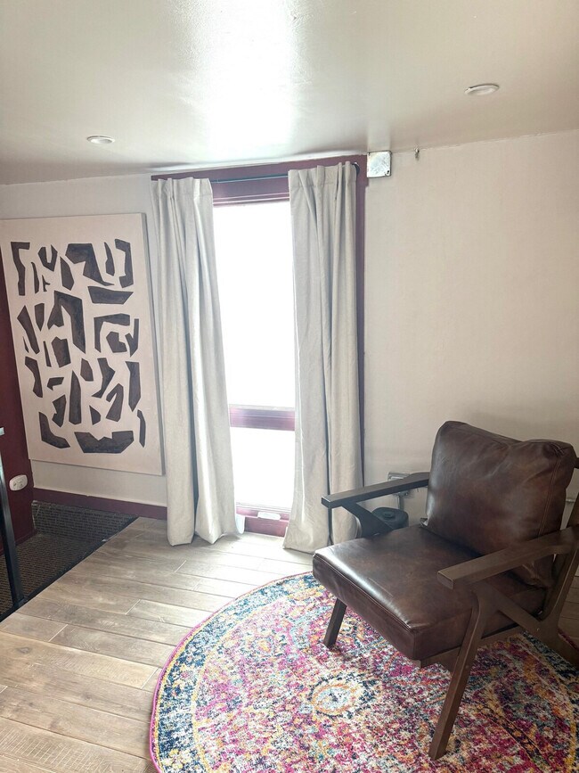 Building Photo - 2900 Champa St