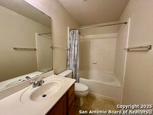 Building Photo - 107 Cindy Lou Dr