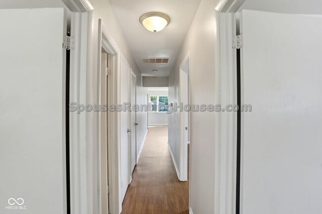 Building Photo - 1414 Ingomar St