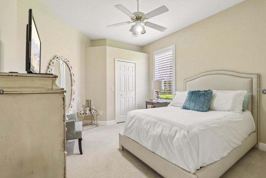Building Photo - 3274 Oakmont Terrace