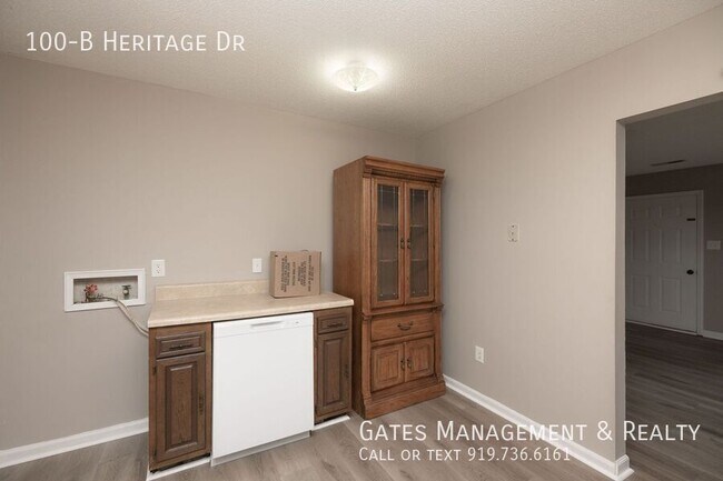Building Photo - 100-B Heritage Dr-