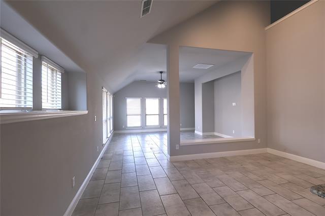 Building Photo - 531 Harvest Grove Dr