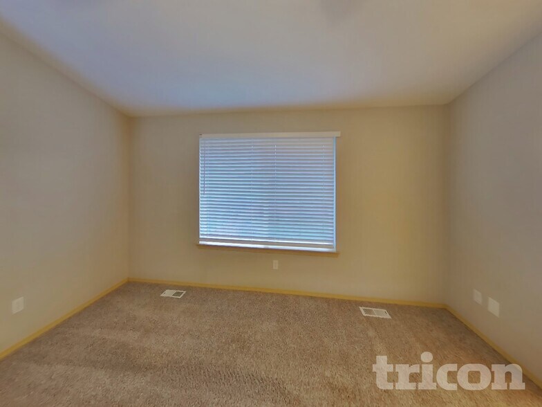 Building Photo - 20309 85th Ave Ct E