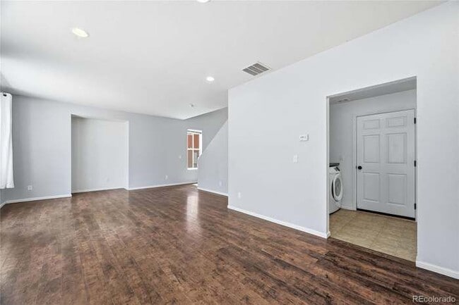Building Photo - 3931 Balsawood Ln