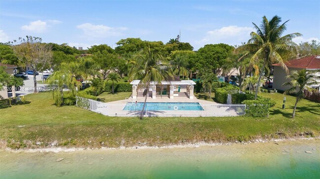 Building Photo - 17530 SW 139th Ct