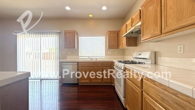 Building Photo - 12436 Honeybear Ln