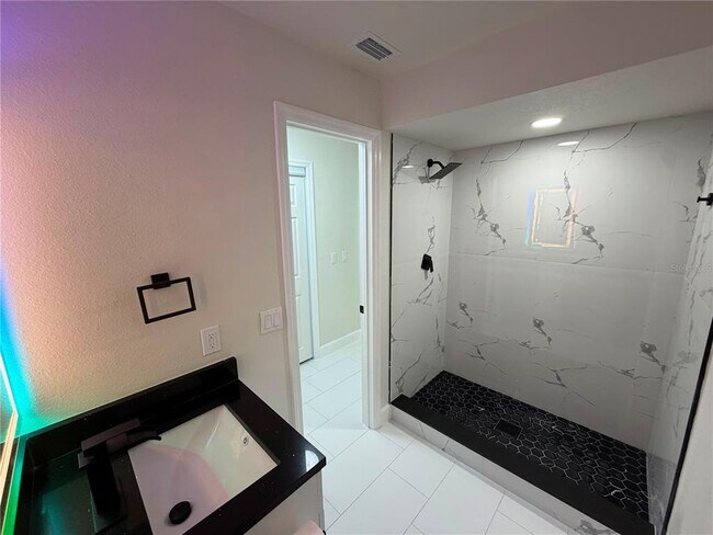 Building Photo - 8362 Tranquil Dr