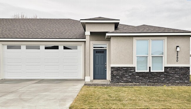 Primary Photo - Newer Construction Townhouse