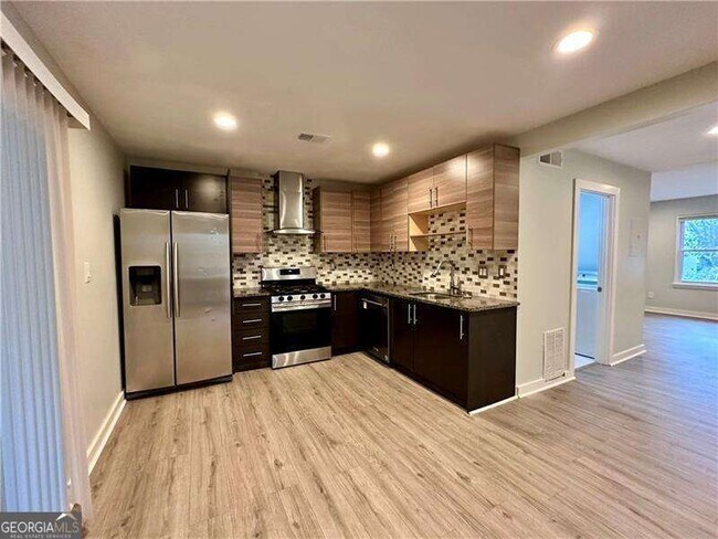 Building Photo - 1258 Creekside Ct