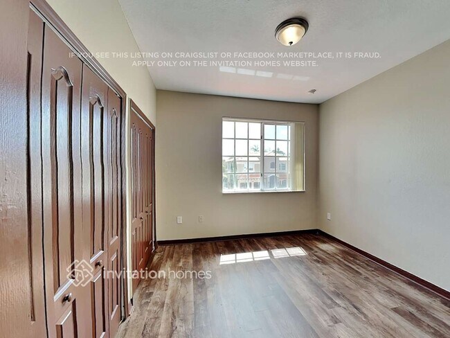 Building Photo - 1808 SW 153rd Pass