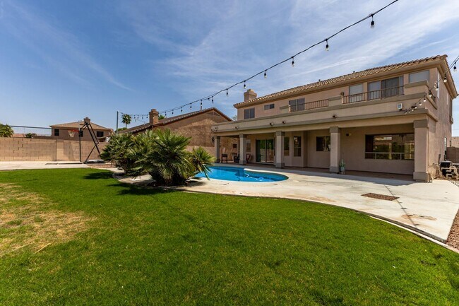 Building Photo - 918 W Windsong Dr