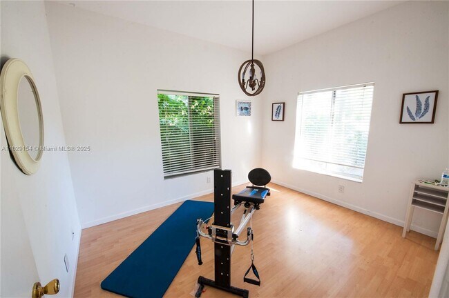 Building Photo - 16301 Malibu Dr