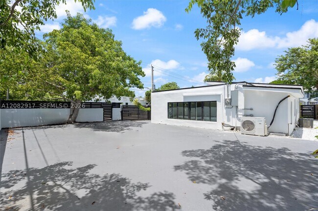 Building Photo - 94 NW 48th St