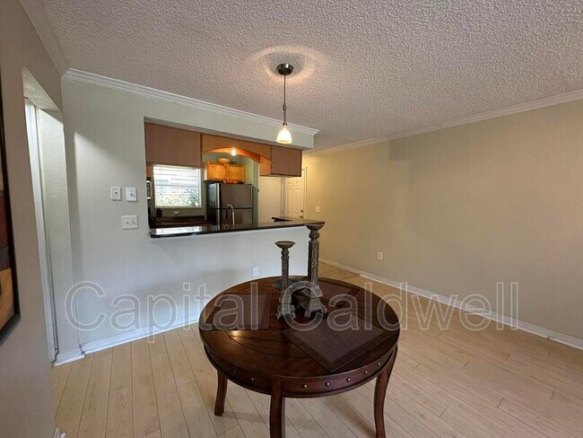 Building Photo - 2500 Winding Creek Blvd