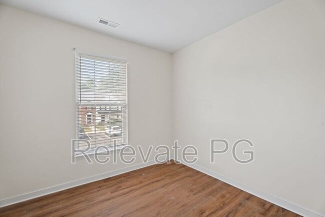 Building Photo - 6771 S Grand Brook Cir