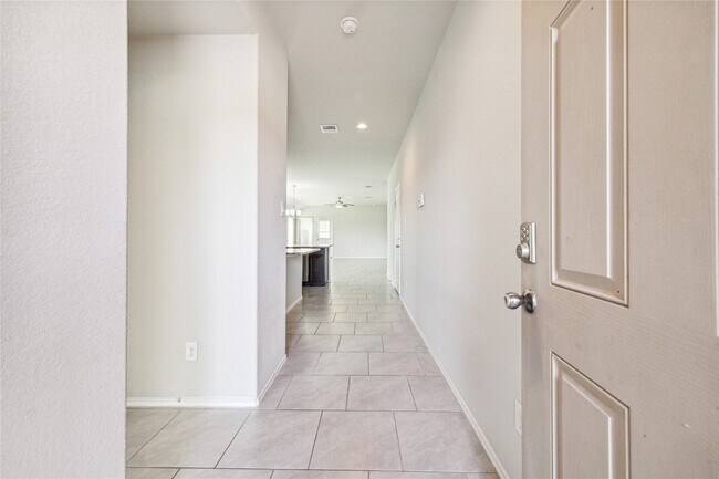 Building Photo - 23618 Bluewood Trace