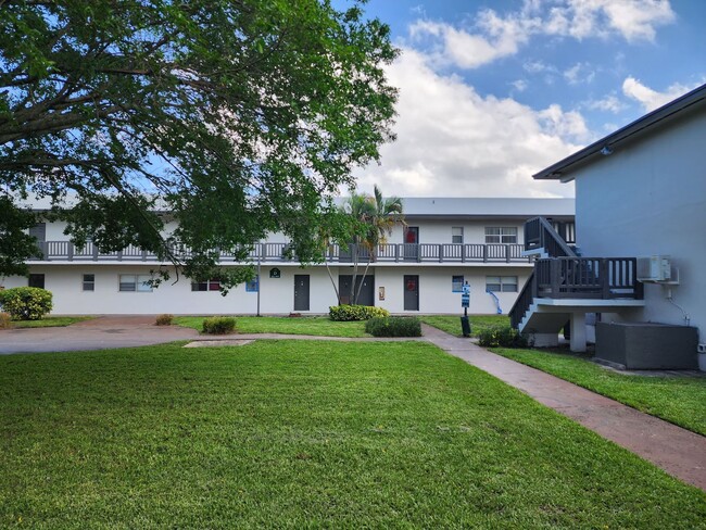 Primary Photo - Newly Updated Apartments - Affordable and ...